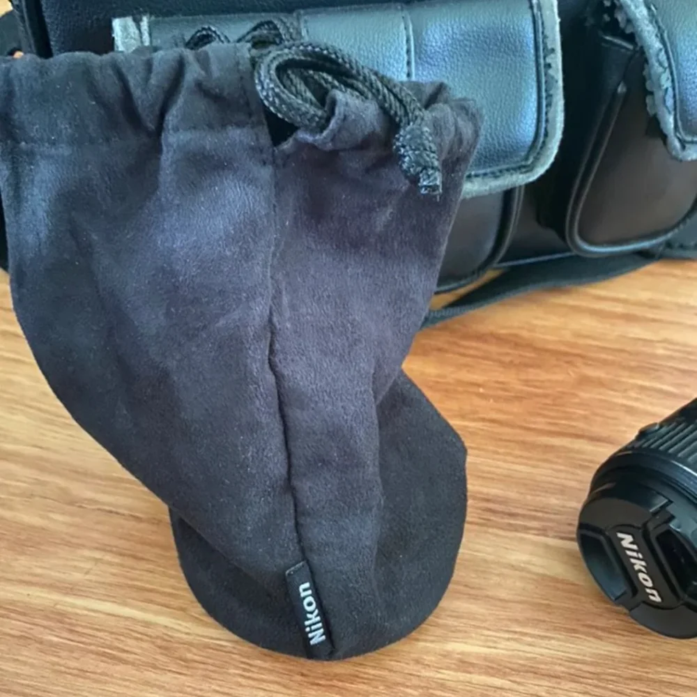 NIKON DSLR Camera 3200